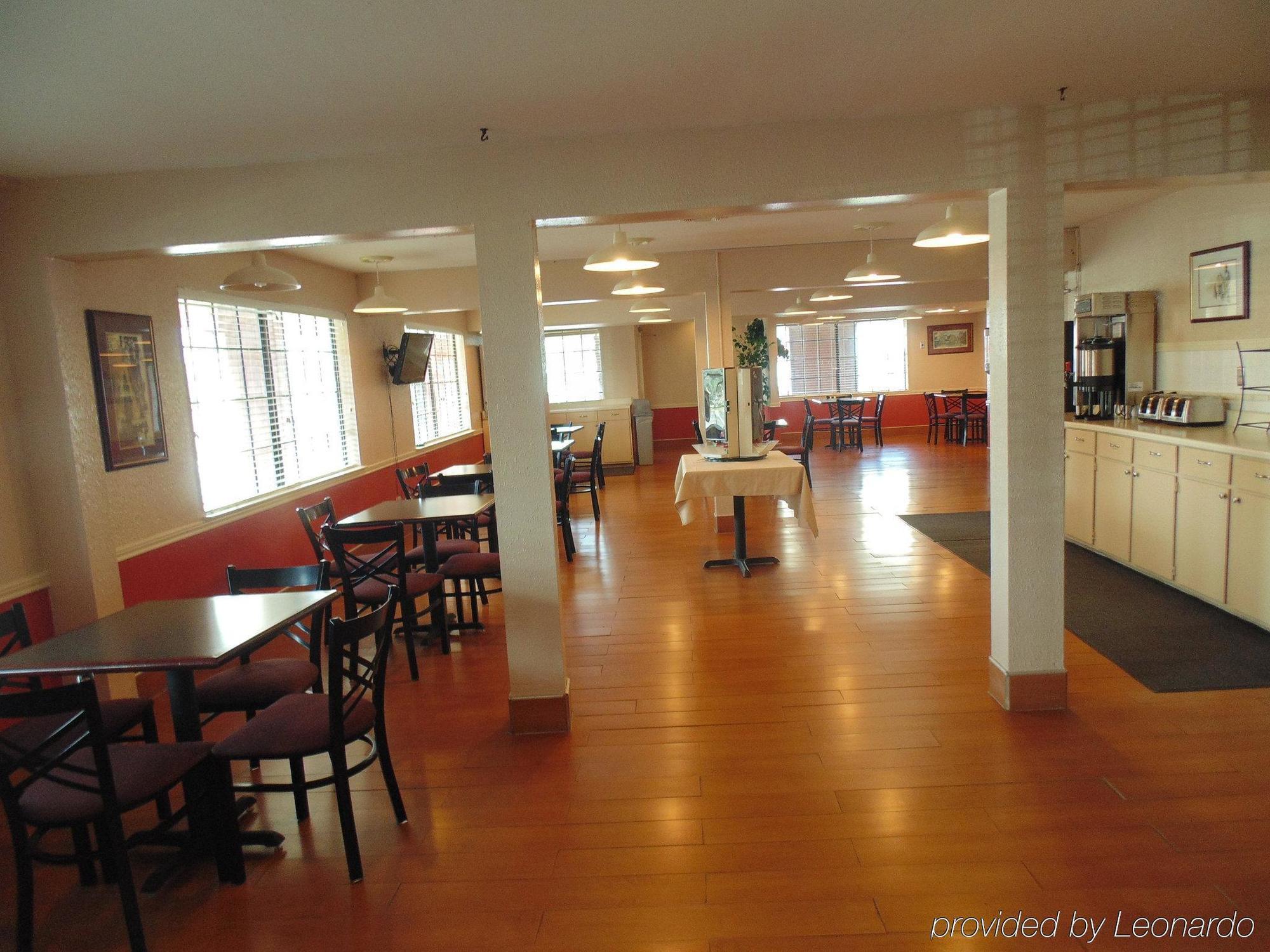 大学大道学院站戴斯酒店 大学城 外观 照片